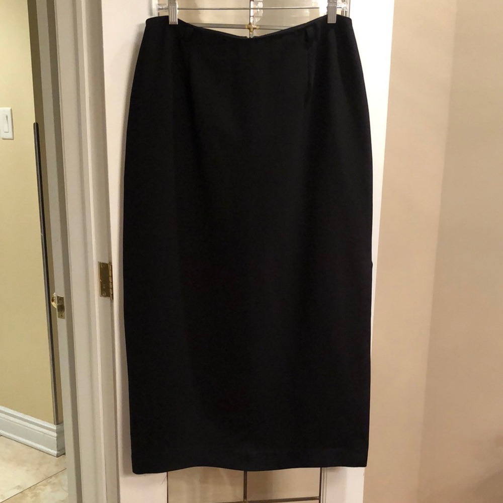 Laura Scott Black Skirt